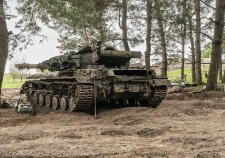 Военный эксперт объяснил, почему Зеленский откладывает контрнаступление