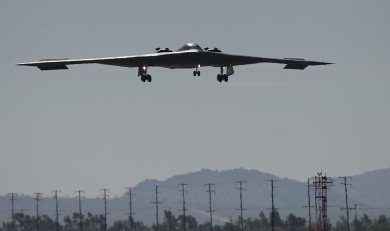 Бомбардировщик B-2