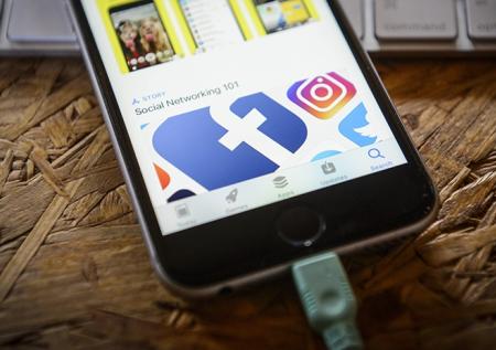 Власти США заставляют Facebook дать доступ к шифрованию
