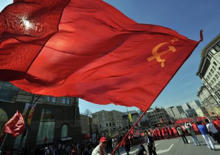 Мы пропустили великий день: красному флагу СССР исполнилось 100 лет