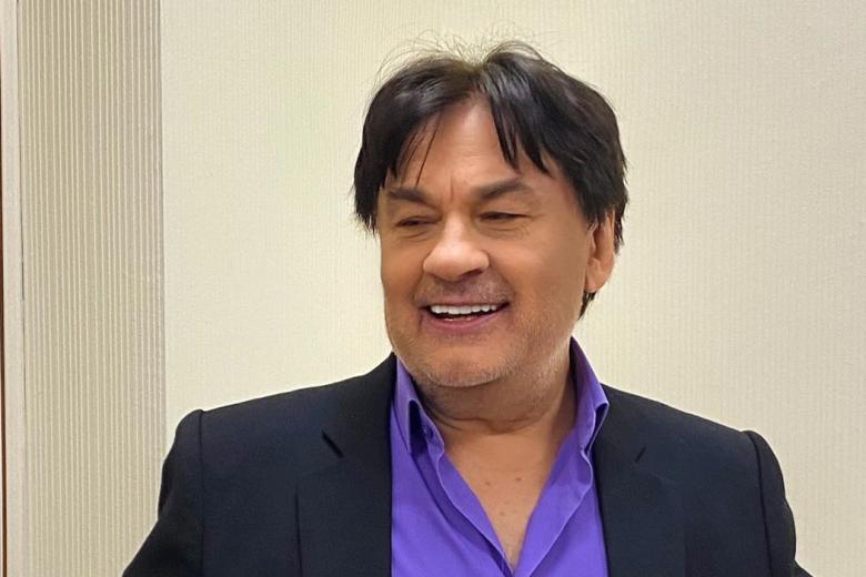 Александр Серов
