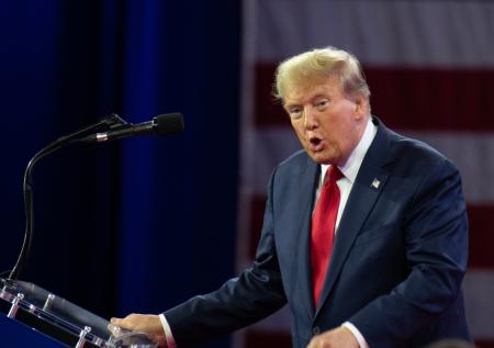 Трампу запретили использовать музыку певицы, назвавшей его дьяволом