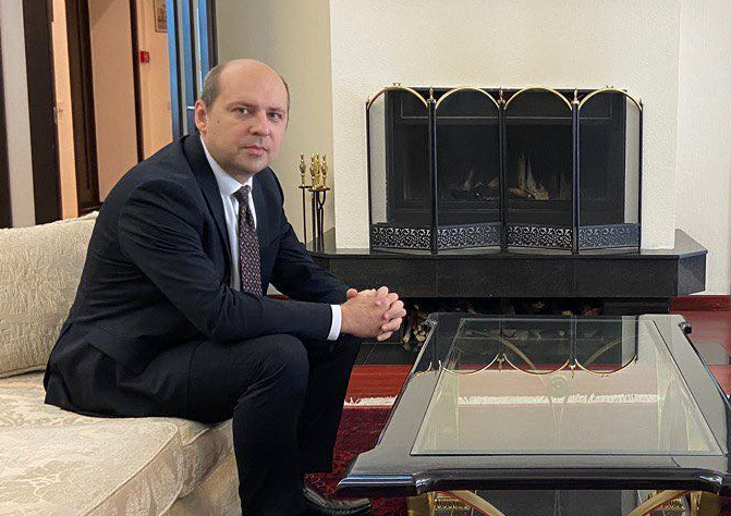 Дмитрий Жирнов