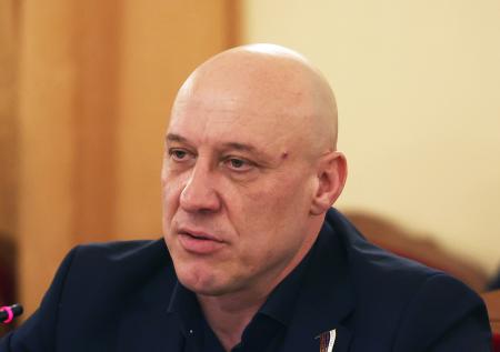 Майданов назвал механизм для распространения патриотических песен