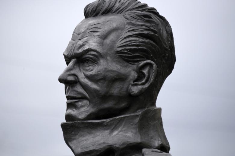 Памятник Рихарду Зорге