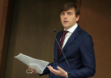 Кравцов: курс по военной подготовке в школах будет обязательным