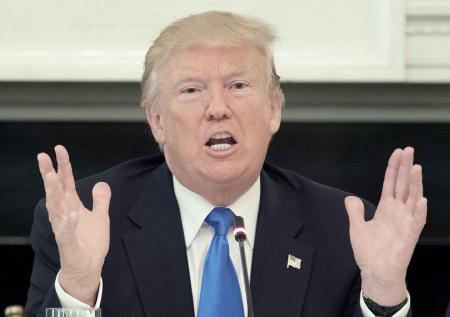 Трамп ответил «худшему президенту в истории США» на критику в свой адрес