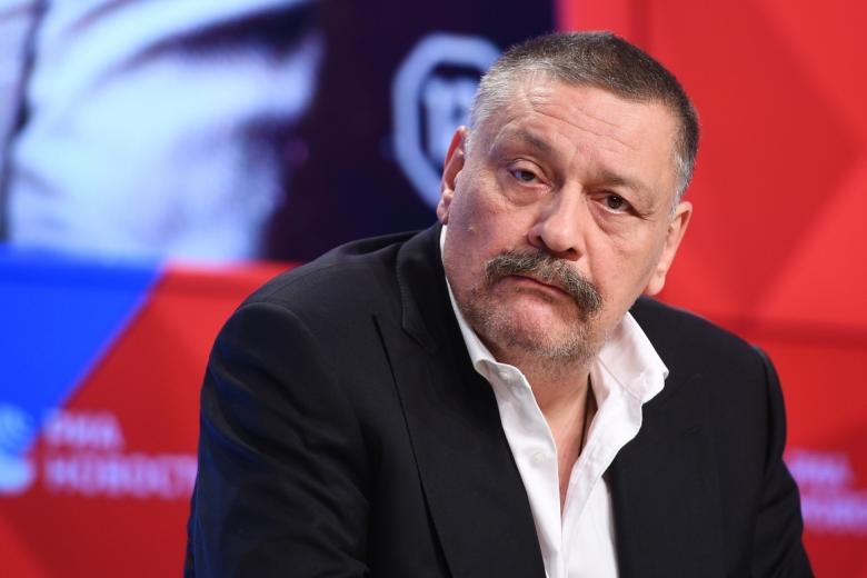 Дмитрий Назаров