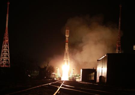 Ракета «Союз» вывела на орбиту военный спутник