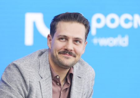 Гонорары, слухи о банкротстве, роман с Тарасовой: как живет Милош Бикович