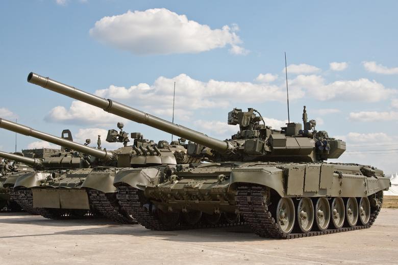 Танки Т-90 Вооружённых сил России