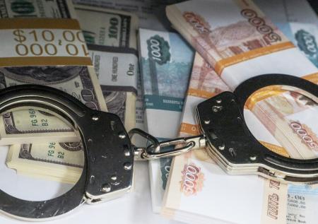 Раскрыт механизм передачи денег задержанному за взятки генералу ФСБ