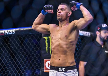 Экс-чемпион UFC Петтис проиграл первый бой в PFL