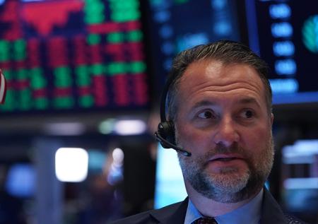 Индекс Dow Jones потерял больше двух тысяч пунктов по итогам дня