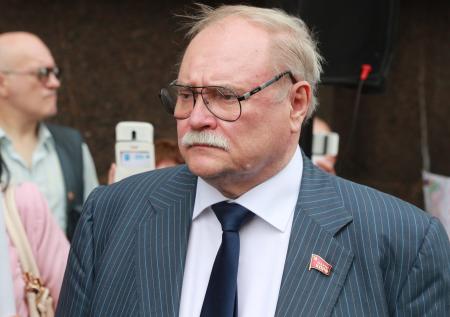 «Помогите, Христа ради!»: Бортко попросил у Минкульта 800 млн рублей