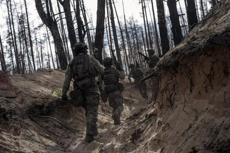 Солдаты ВСУ в зоне боевых действий