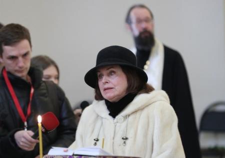 «Очень страдала»: диктор советского ТВ о последних годах Моргуновой