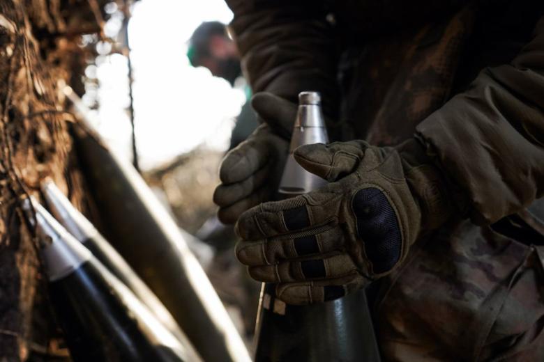 Военнослужащие вооруженных сил Украины в зоне боевых действий