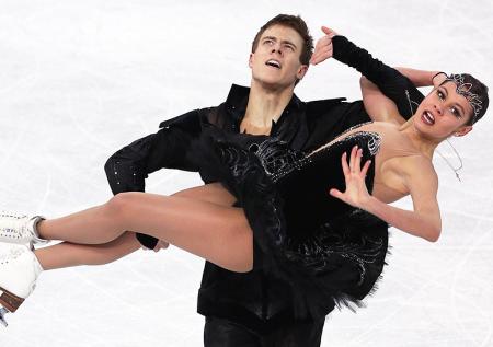 Российская фигуристка, чемпионка ОИ-2014 завершила карьеру