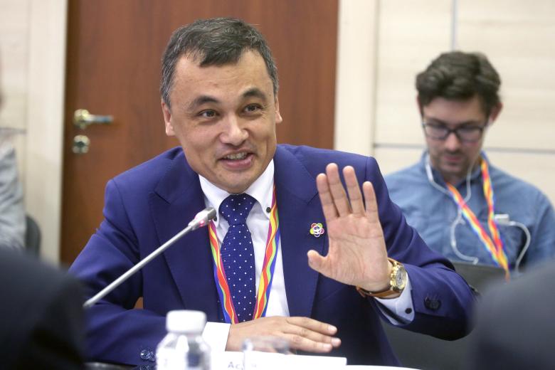 Аскар Умаров