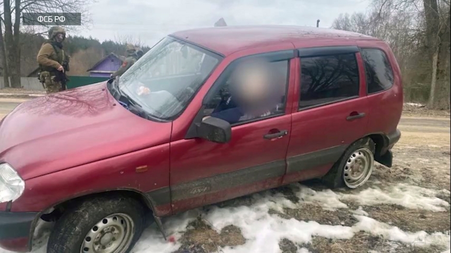 Расстрелянные украинскими диверсантами автомобили 