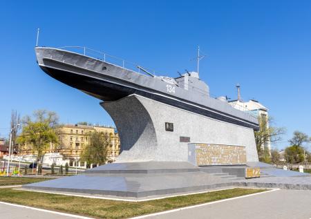 Еще один украинский город уничтожает память советским освободителям
