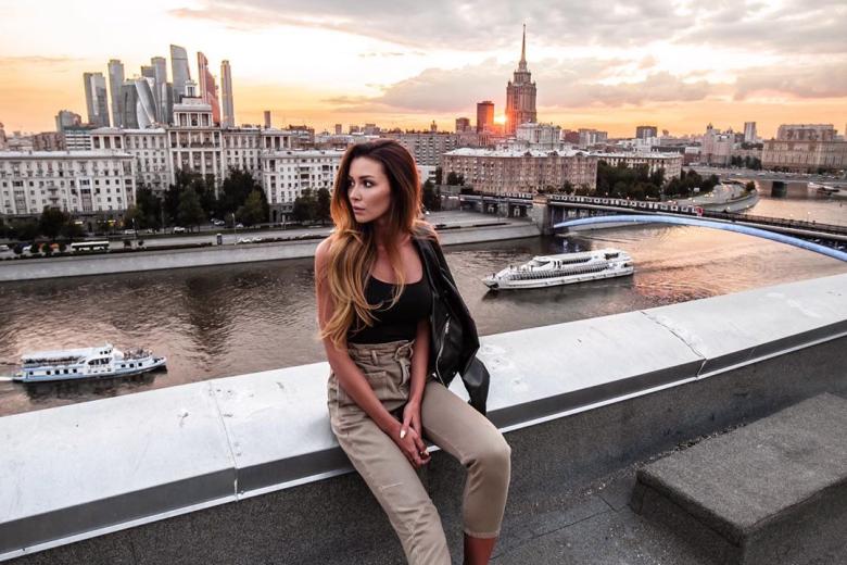 Анна Заворотнюк