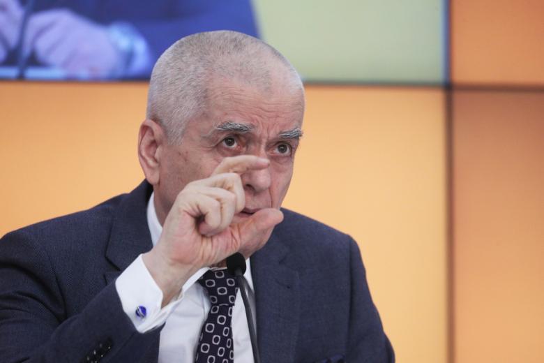 Геннадий Онищенко