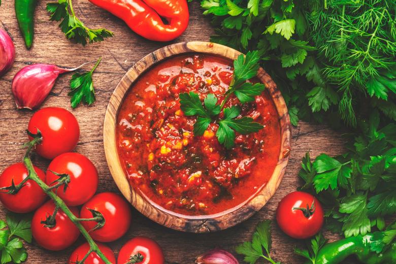Аджика из помидоров и чеснока, пошаговый рецепт с фото