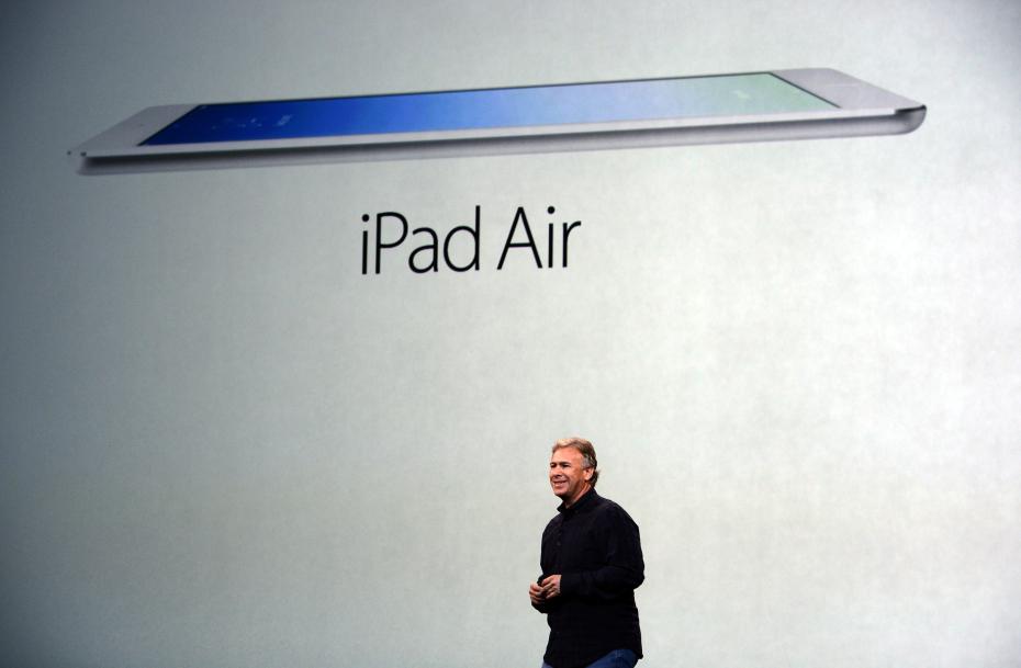iPad Air (64-разрядный процессор Apple A7, на 20% тоньше и на 28% легче, чем iPad четвёртого поколения)