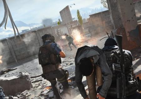 Первый канал исказил сюжет Call of Duty и назвал игру зомбирующей