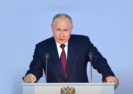 Путин призвал «не перегибать палку» при экономических преступлениях