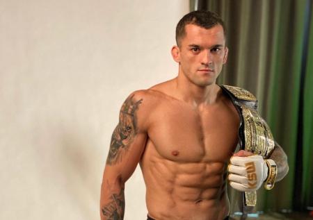 Солдич нокаутировал Кинцла и защитил титул чемпиона KSW в полусреднем весе