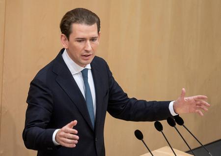 Парламент Австрии лишил неприкосновенности экс-канцлера Себастьяна Курца