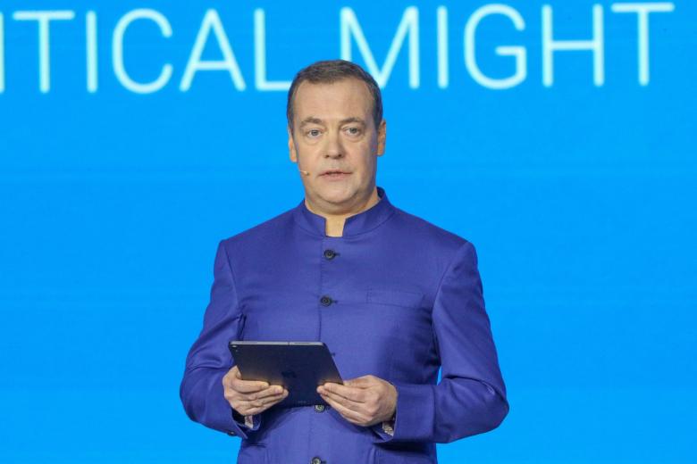 Дмитрий Медведев