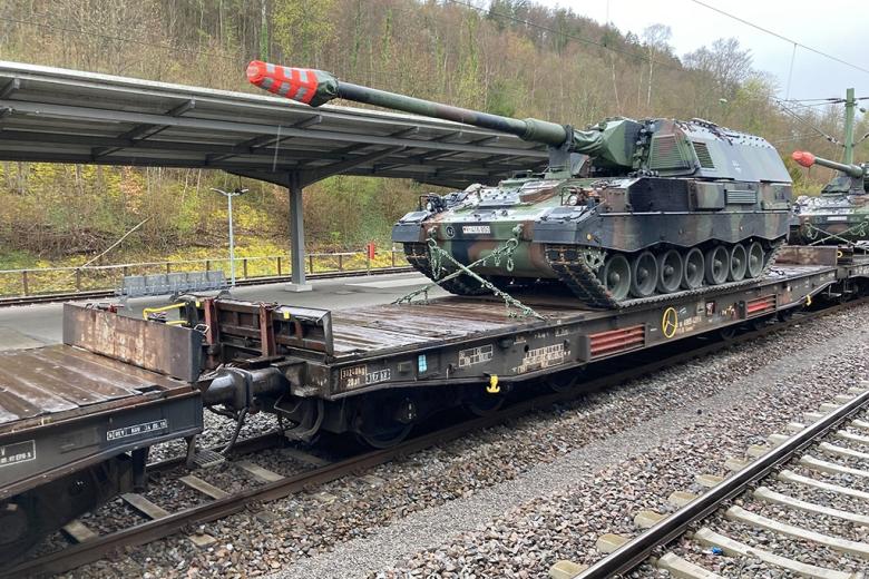 САУ Panzerhaubitze 2000