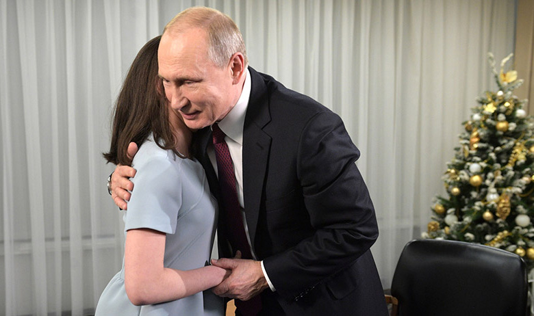 Владимир Путин с Региной Парпиевой