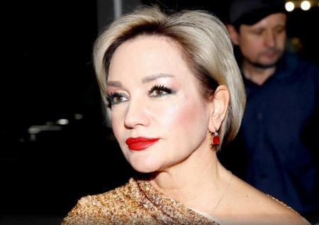 «Максик умер»: Буланова рассказала о трагедии в семье
