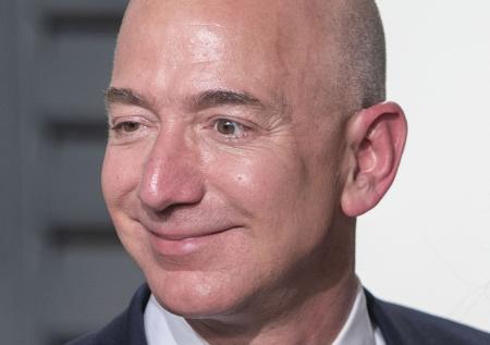 Глава Amazon Безос заинтересовался российской компанией Ozon