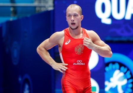 Емелин стал чемпионом Европы по греко-римской борьбе