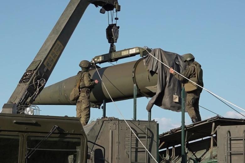 Оперативно-тактический ракетный комплекс «Искандер»