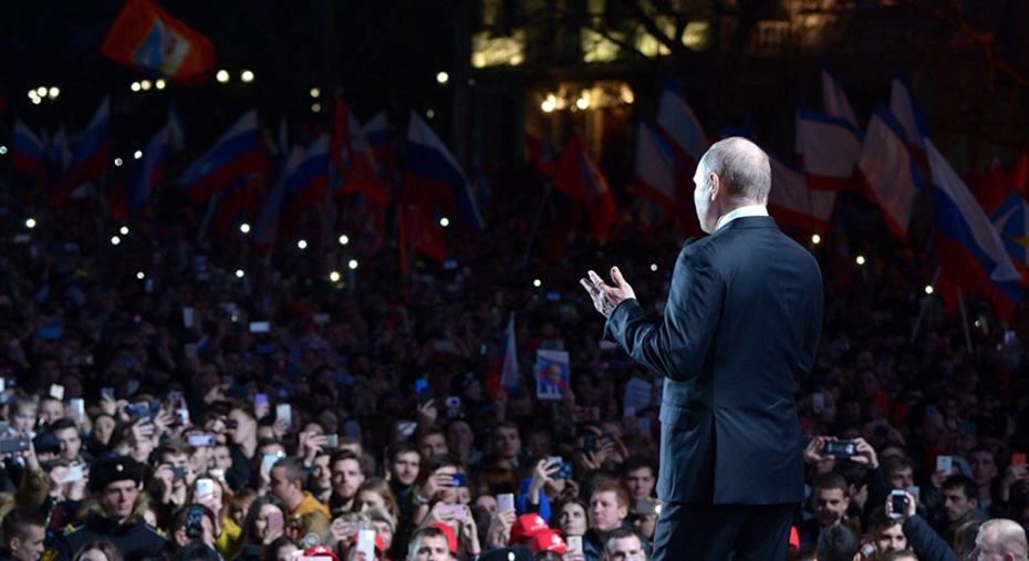 На объединённом митинге-концерте «Россия. Севастополь. Крым».