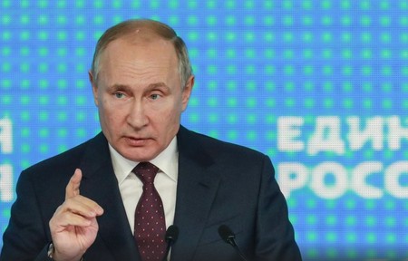 Путин назвал две ключевые задачи нового нацпроекта по космосу