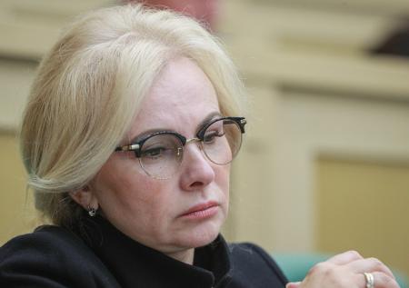 Сенатору Ковитиди напомнили о «животищах» после критики спортивных мужчин