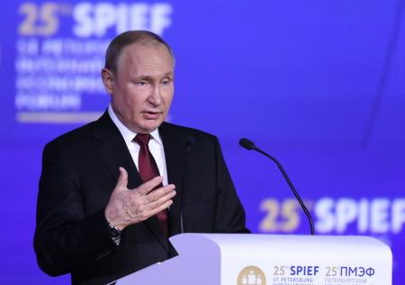 «Удар ниже пояса»: читатели Le Figaro о позиции Путина по Украине в ЕС