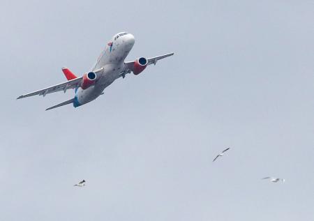 Пилоты пассажирского самолета увидели НЛО во время полета