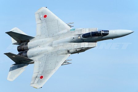 В Японии нашли тело пилота разбившегося истребителя F-15