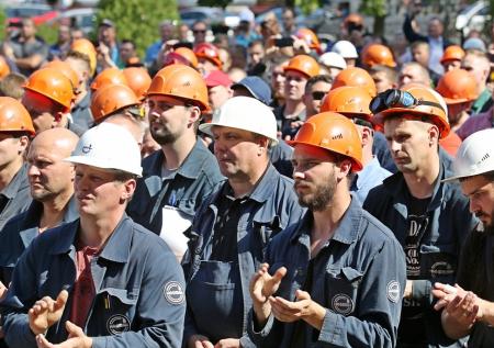 Крупнейший завод Белоруссии выразил недоверие Лукашенко