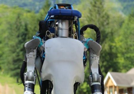 Робот Boston Dynamics научился паркуру