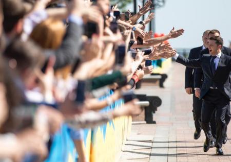 Быть ближе к народу: как Зеленский стал президентом